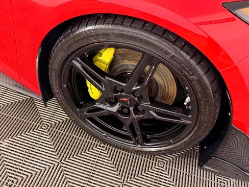 Used 2022 Chevrolet Corvette Stingray Preferred Cpe w/ Z51 Performance Package RWD image 25