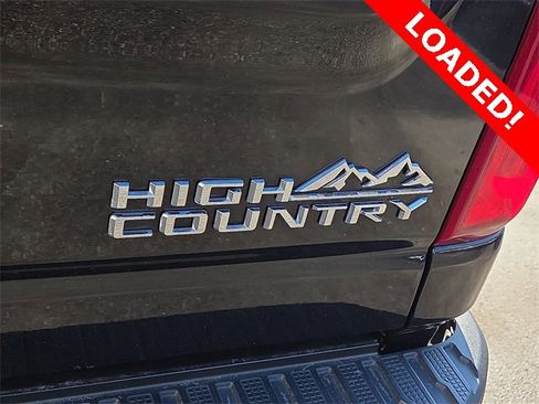Used 2024 Chevrolet Silverado 2500 High Country w/ High Country Premium Package image 28