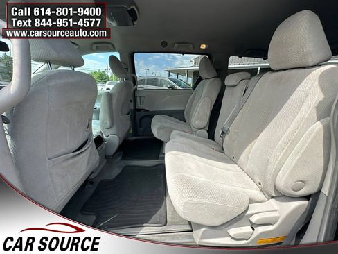 Used 2013 Toyota Sienna LE w/ Towing Pkg FWD image 23