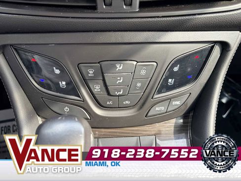 Used 2020 Buick Envision Premium w/ Driver Confidence Package AWD/4WD image 23