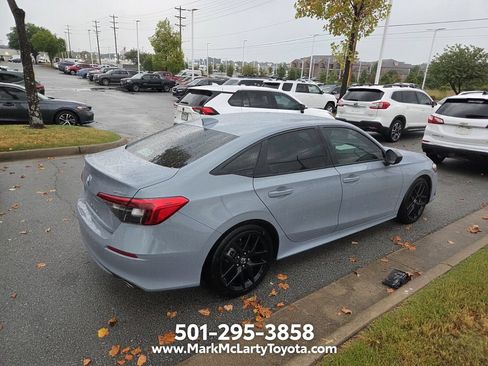 Used 2024 Honda Civic Sport image 4