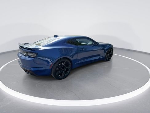 Used 2022 Chevrolet Camaro SS RWD image 19