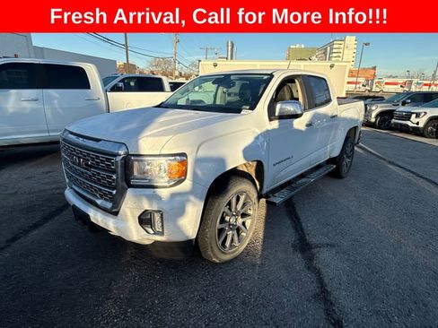 Used 2021 GMC Canyon Denali image 2