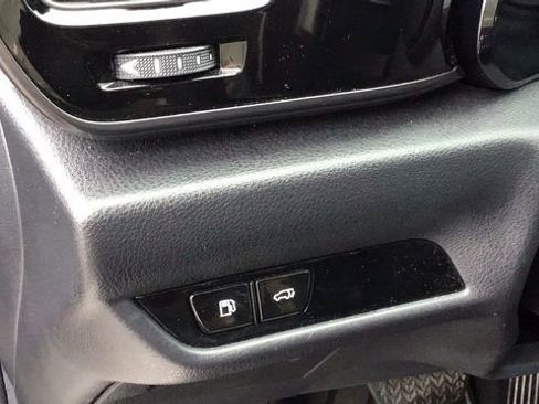 Used 2024 Lexus NX 250 FWD w/ Premium Package image 19