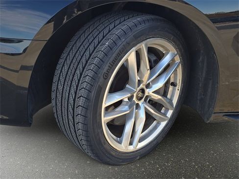 Used 2023 Audi A4 2.0T Premium Plus image 35