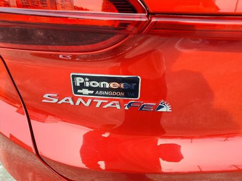 Used 2023 Hyundai Santa Fe SEL image 10