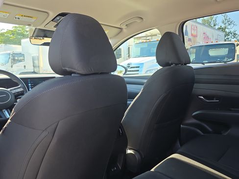 Used 2026 Hyundai Tucson SEL FWD image 13