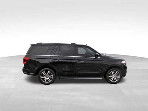 Used 2023 Ford Expedition Limited image 5