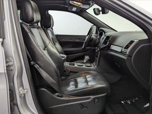 Used 2019 Jeep Grand Cherokee Limited w/ Luxury Group II image 22