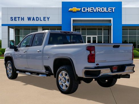 Used 2021 Chevrolet Silverado 2500 LTZ w/ LTZ Premium Package image 5