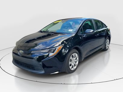 Used 2025 Toyota Corolla LE