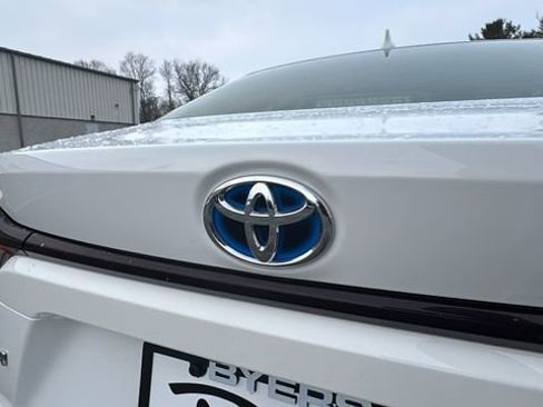 Used 2024 Toyota Corolla LE image 35