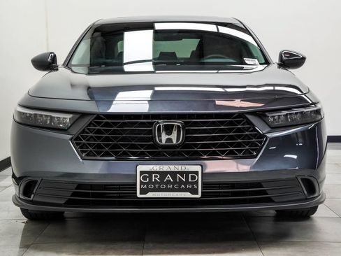 Used 2024 Honda Accord EX image 6