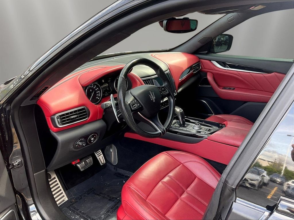 Used 2022 Maserati Levante Modena S AWD/4WD image 17