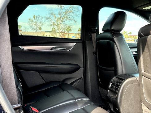 Used 2021 Cadillac XT5 Luxury image 6