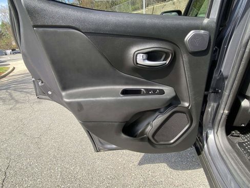 Used 2022 Jeep Renegade Limited w/ Sun, Sound & Wheels Group AWD/4WD image 30