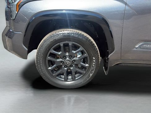Used 2025 Toyota Tundra Platinum AWD/4WD image 26