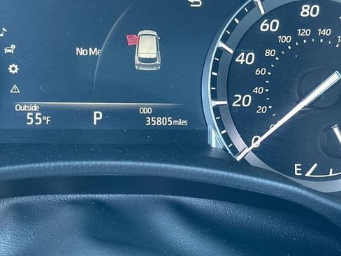 Certified 2021 Toyota Highlander XLE image 38