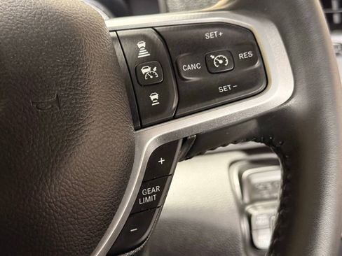 Used 2024 RAM 2500 Big Horn w/ Safety Group image 20