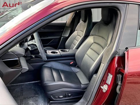 Used 2021 Porsche Taycan 4S image 21