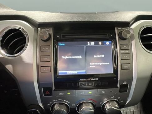 Used 2018 Toyota Tundra SR5 AWD/4WD image 16