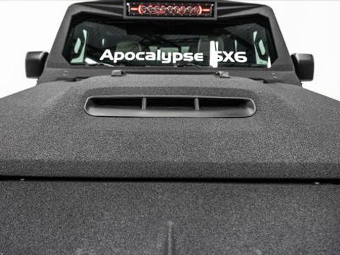 Used 2025 Jeep Gladiator Sport image 20