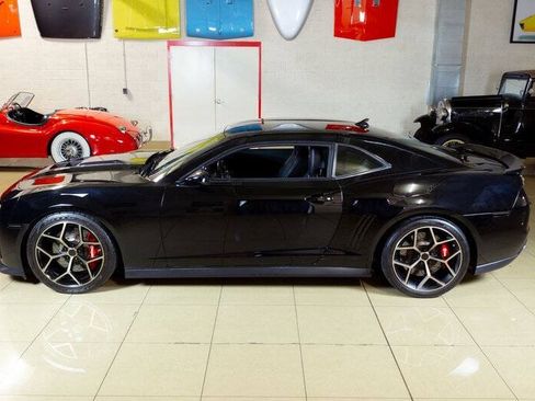 Used 2013 Chevrolet Camaro ZL1 RWD image 6