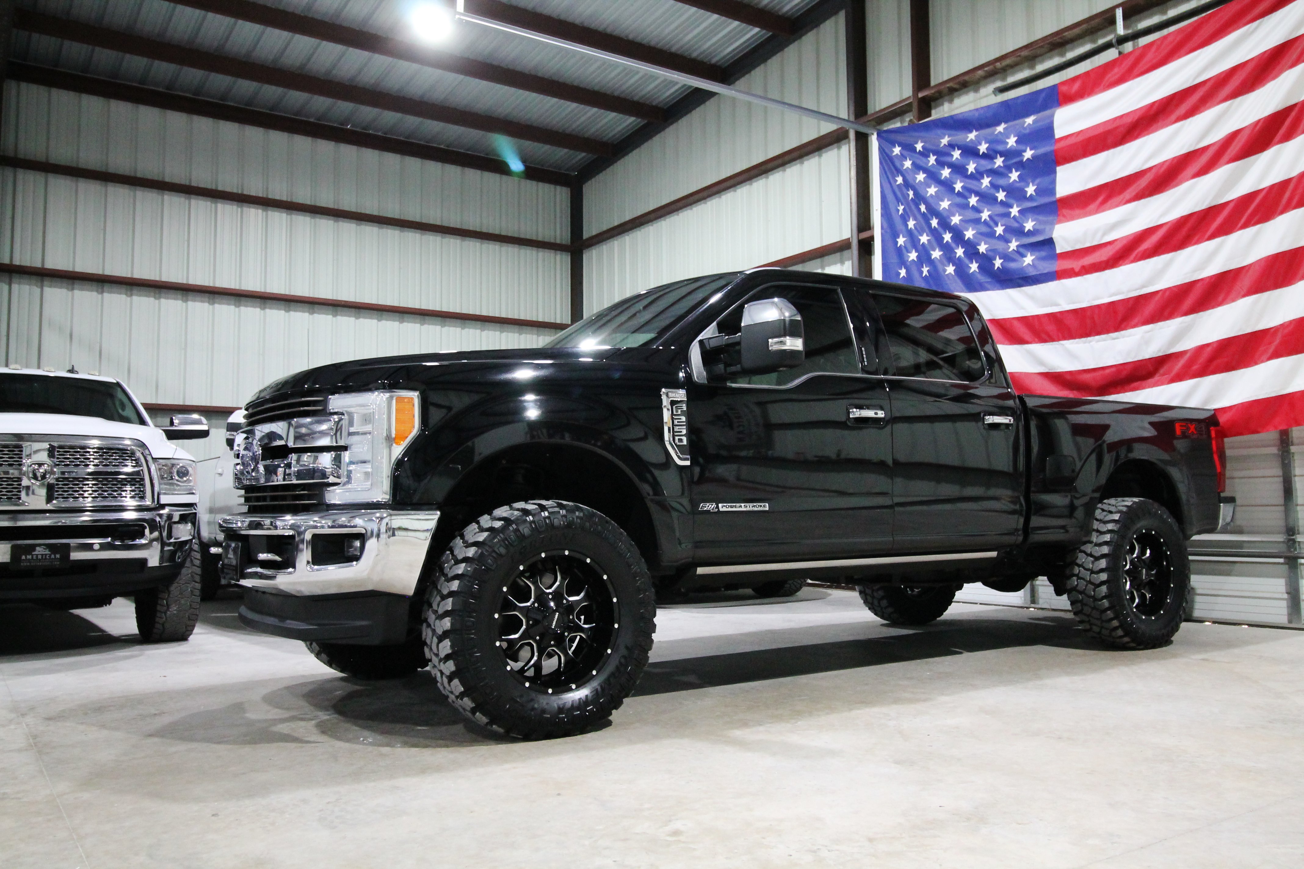 Used 2017 Ford F250 King Ranch w/ King Ranch Ultimate Package AWD/4WD image 1
