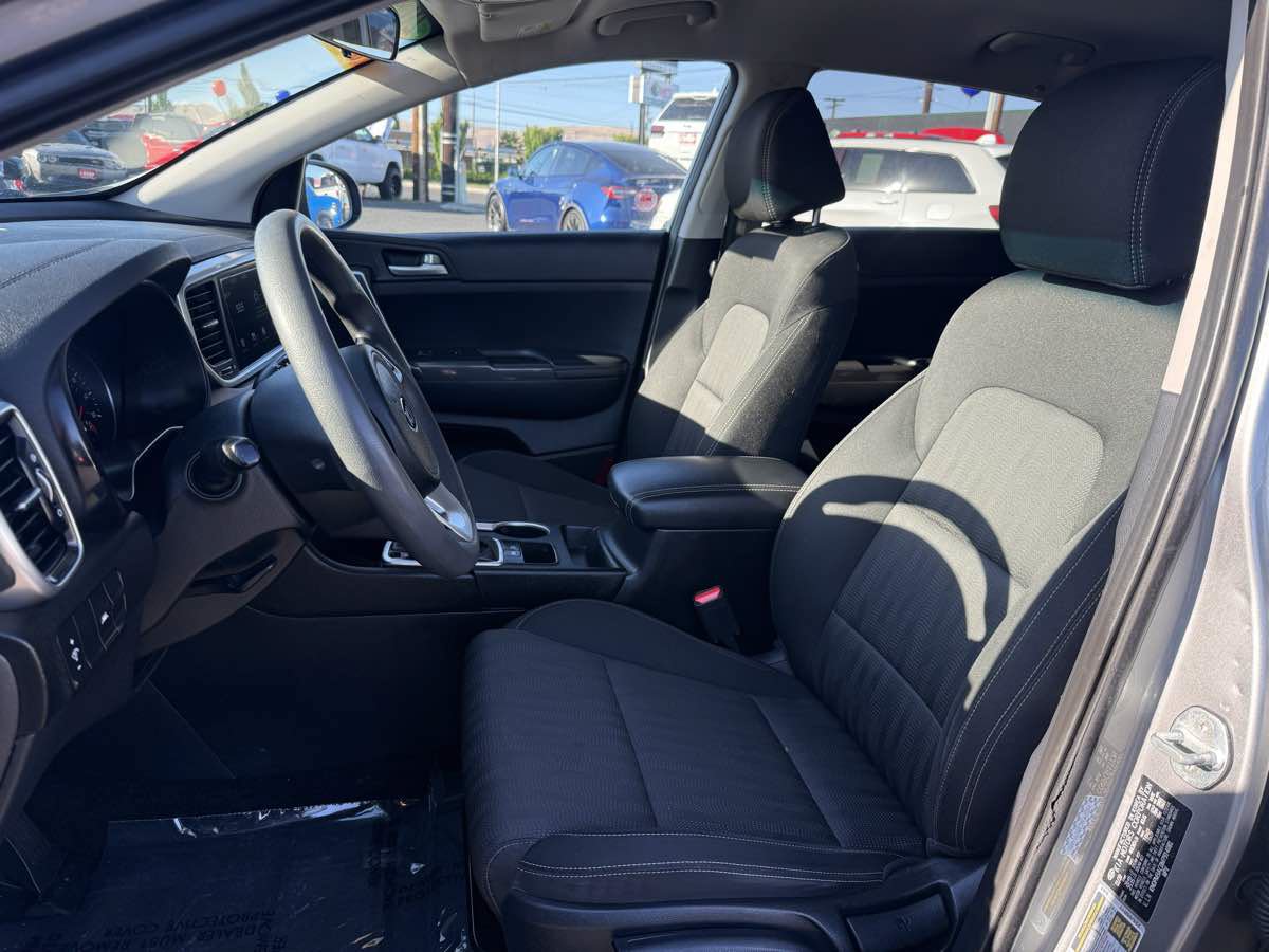 Used 2021 Kia Sportage LX FWD image 9
