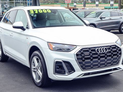 Used 2023 Audi Q5 e Premium AWD/4WD image 18