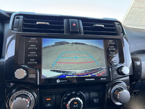 Used 2021 Toyota 4Runner TRD Off-Road Premium w/ Moonroof Package AWD/4WD image 24