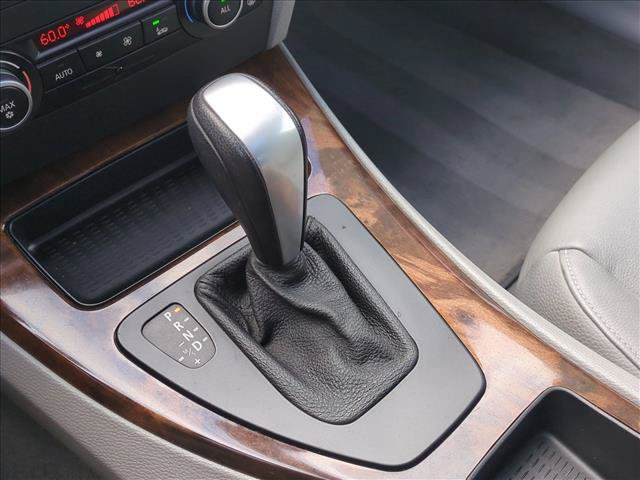 Used 2010 BMW 328i Sedan RWD image 12