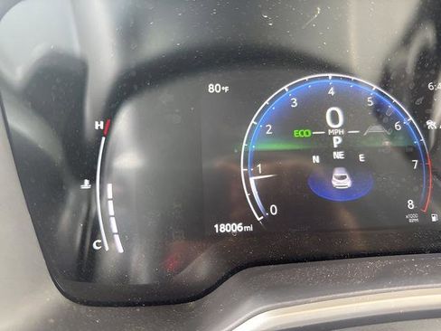 Used 2025 Toyota Corolla XSE image 20