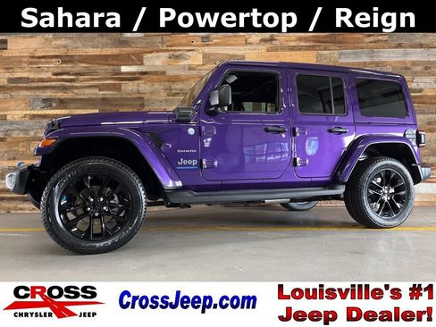 Used 2023 Jeep Wrangler Unlimited Sahara w/ Cold Weather Group AWD/4WD image 1