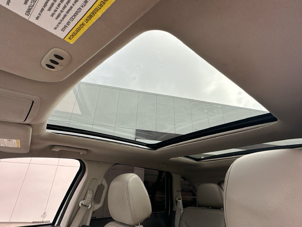Used 2013 Ford Edge Limited FWD image 11
