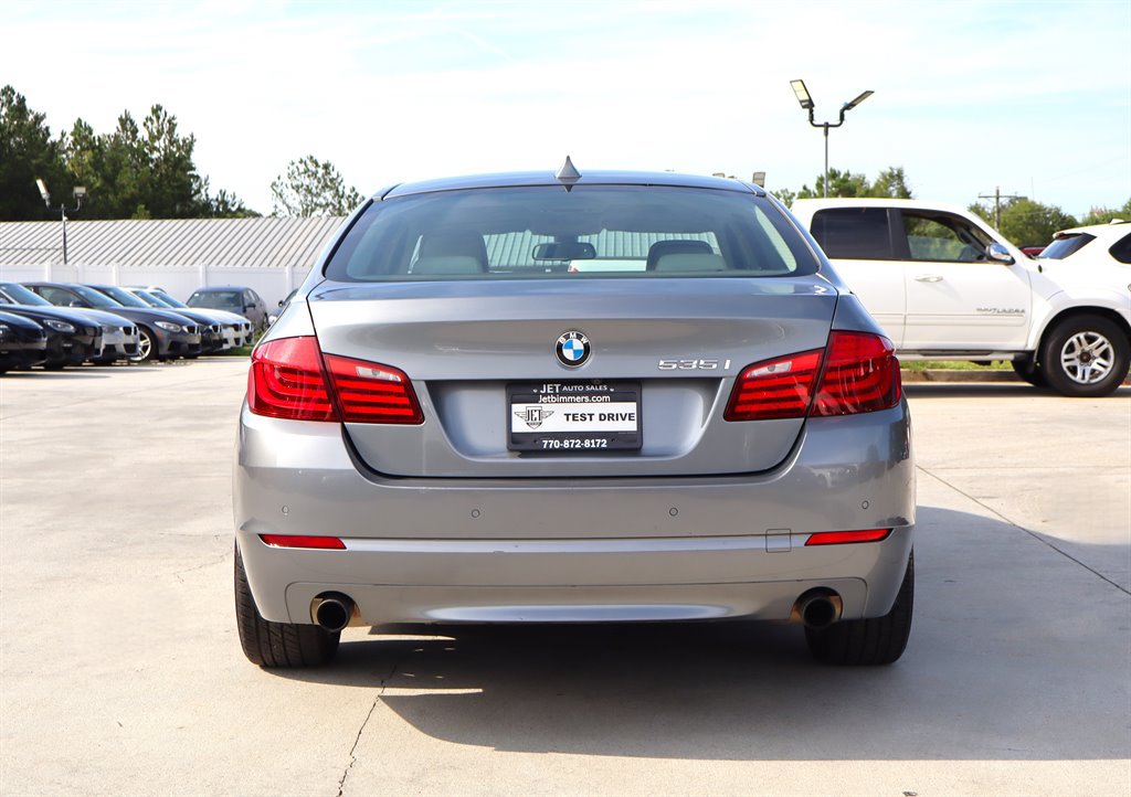 Used 2011 BMW 535i Sedan RWD image 6