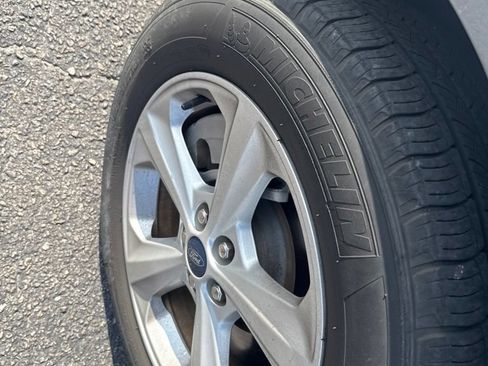 Used 2021 Ford Edge SE FWD image 14