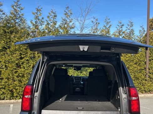 Used 2020 Chevrolet Tahoe LT w/ Luxury Package image 27