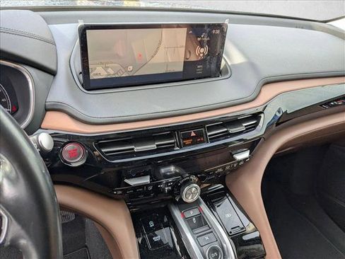 Certified 2023 Acura MDX FWD w/ Technology Package image 12