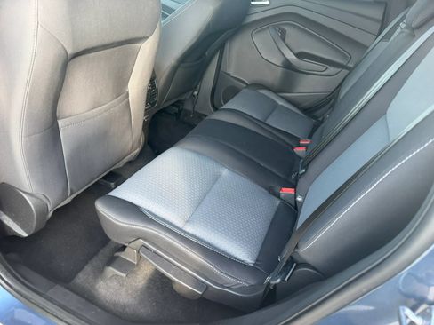Used 2018 Ford Escape SE AWD/4WD image 45
