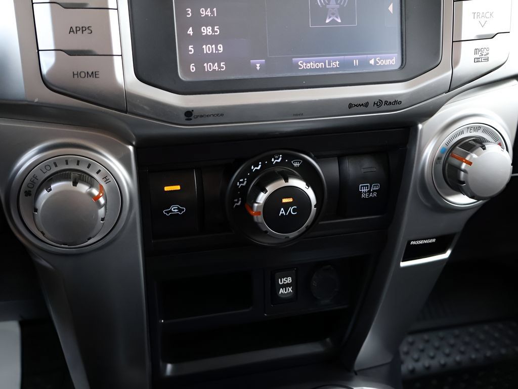 Used 2019 Toyota 4Runner SR5 AWD/4WD image 27