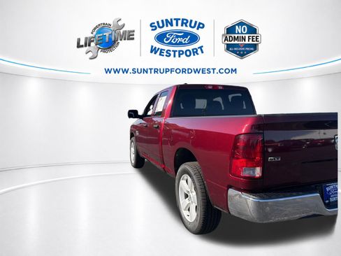 Used 2024 RAM 1500 Classic SLT AWD/4WD image 8