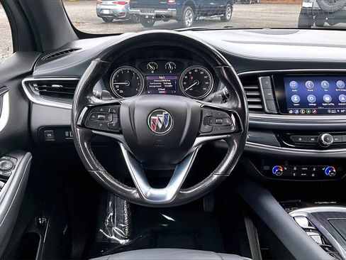 Certified 2022 Buick Enclave Essence w/ Experience Buick Package image 9