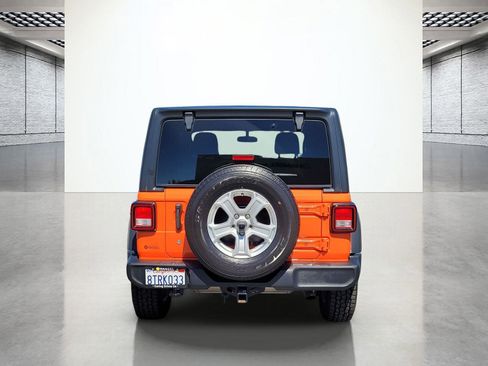 Used 2018 Jeep Wrangler Sport AWD/4WD image 8