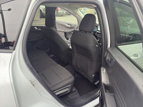 New 2026 Ford Escape Active w/ Active Premium Tech Pack image 30