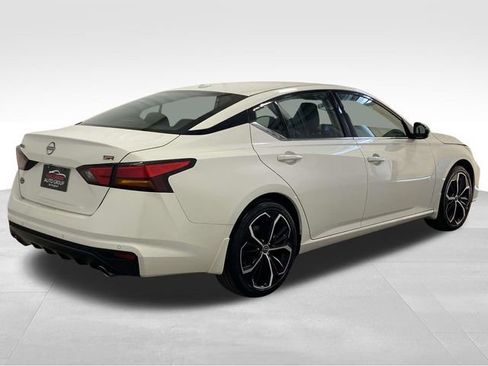 New 2025 Nissan Altima 2.5 SR w/ SR Premium Package image 3