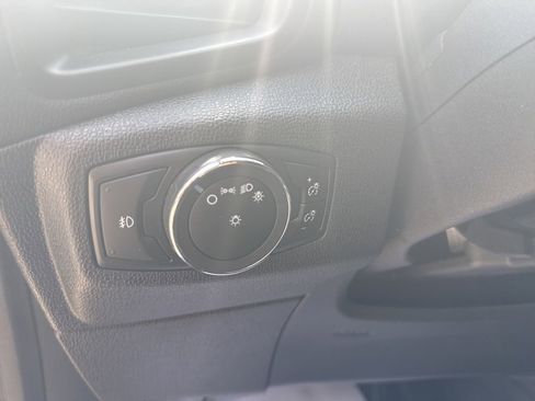 Used 2022 Ford EcoSport SE w/ SE Convenience Package image 14