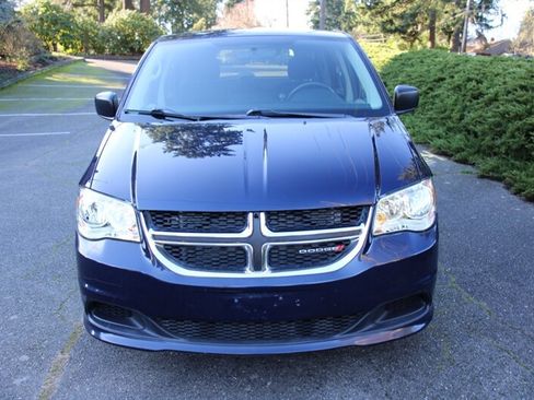 Used 2012 Dodge Grand Caravan SE image 8
