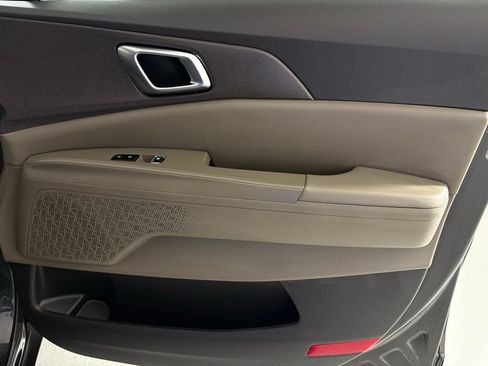 New 2026 Kia Carnival EX FWD image 46