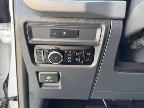 Used 2025 Ford F150 XLT w/ Equipment Group 302A MID AWD/4WD image 16